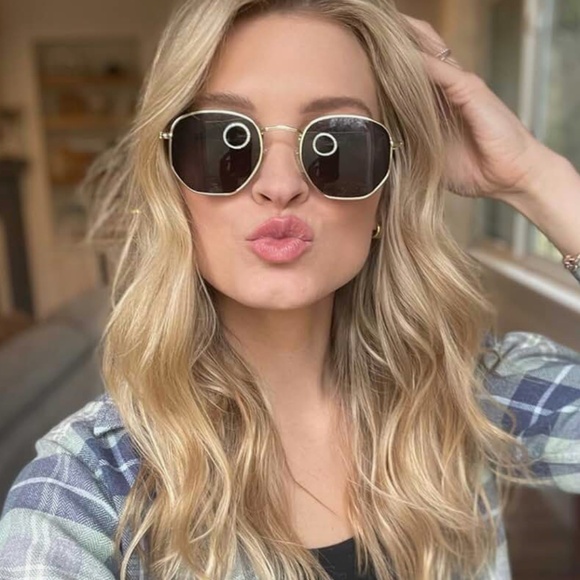 NWOT Square Polarized Sunglasses - Picture 1 of 3